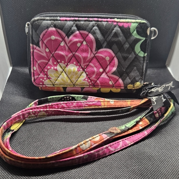 Vera Bradley Ziggy Zinnia All-in-one clutch with crossbody strap - Picture 2 of 6